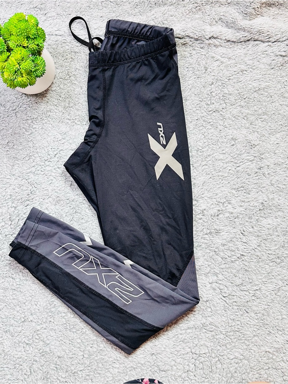 ⚡ 2XU Compression Running Training Tights Black Gray Performance Leggings M